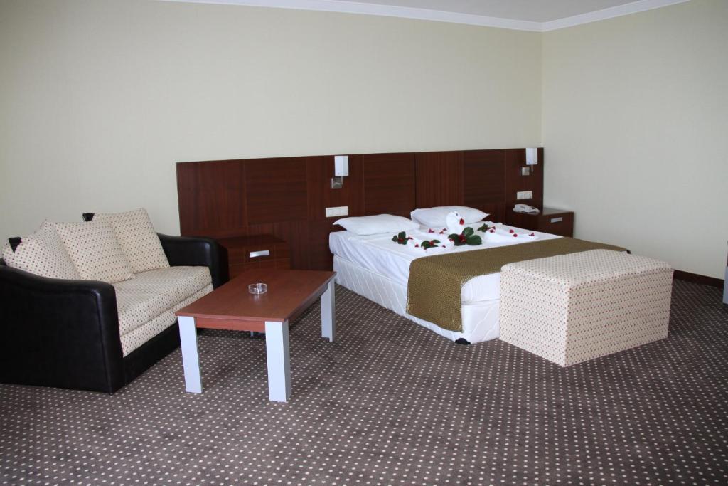 Ring Beach Hotel Beldibi  Bilik gambar